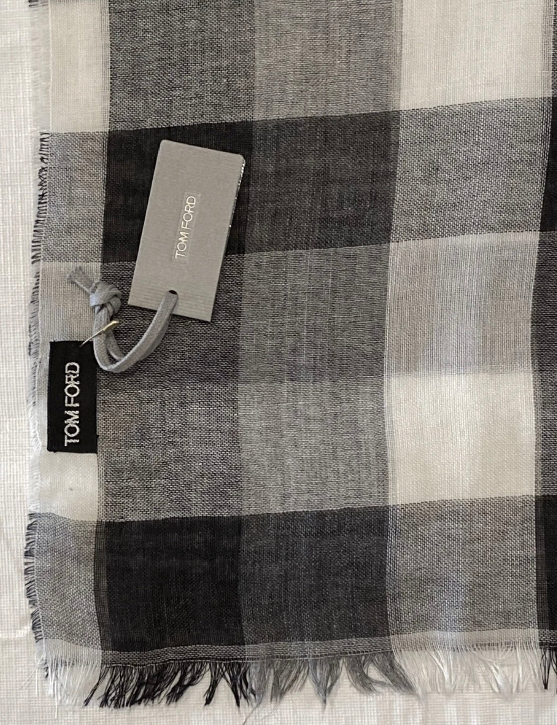 $695 NEW TOM FORD SCARF CASHMERE COTTON SILK MENS SHAWL GAUZY 30 X 14