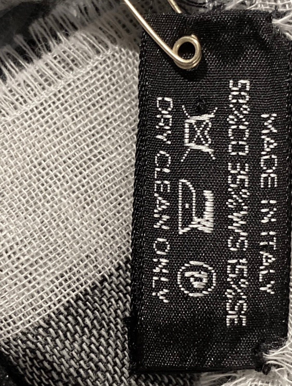 $695 NEW TOM FORD SCARF CASHMERE COTTON SILK MENS SHAWL GAUZY 30 X 14
